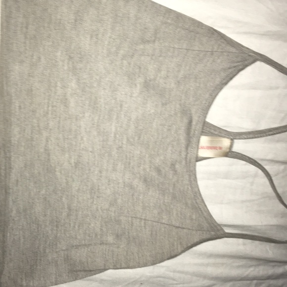 Outfit shorts and a crop top - Picture 2 of 5